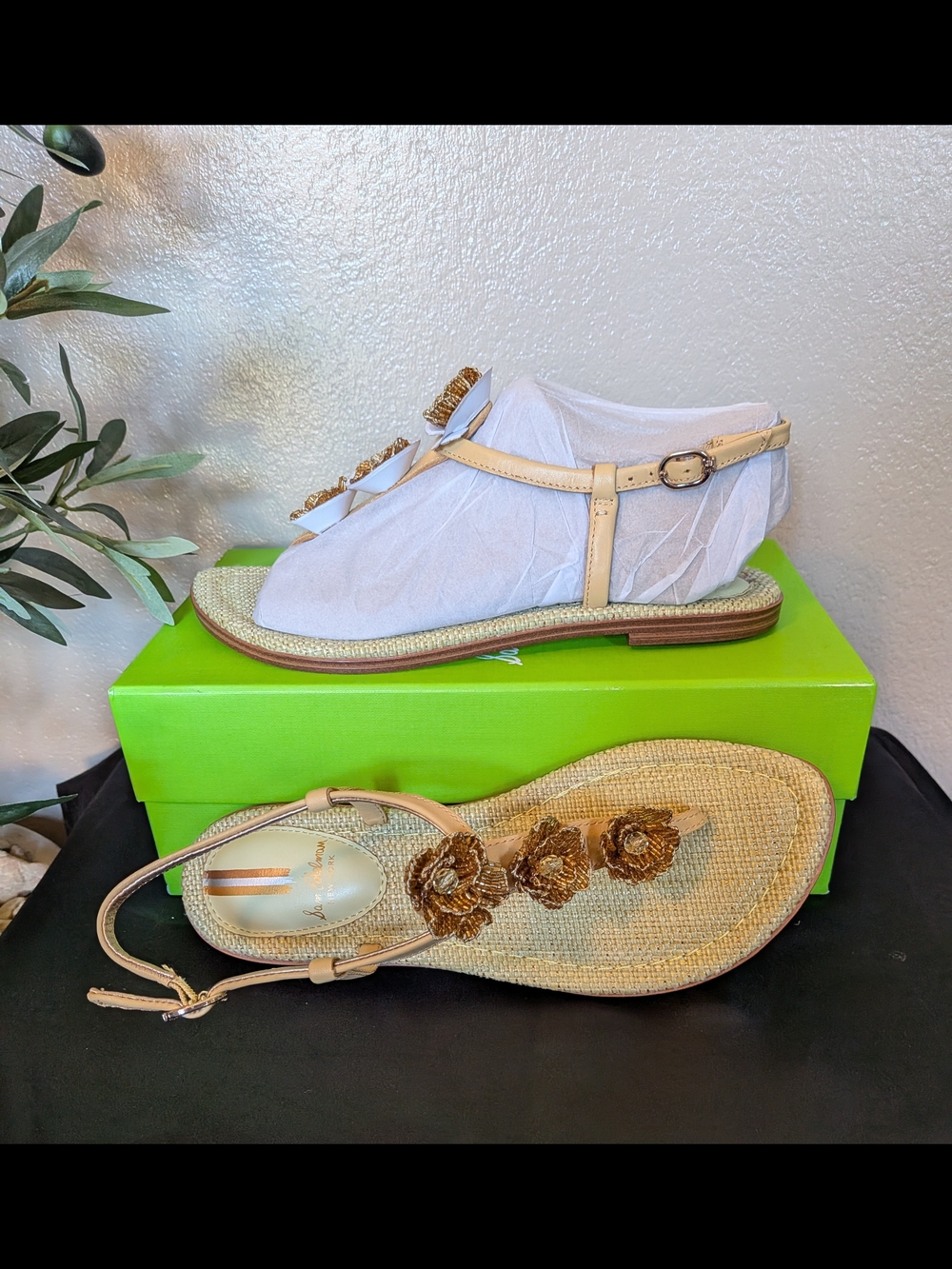 NWT! Sam Edelman Gigi Flora Embellished Thong Sandals Size 7M - Picture 3 of 6